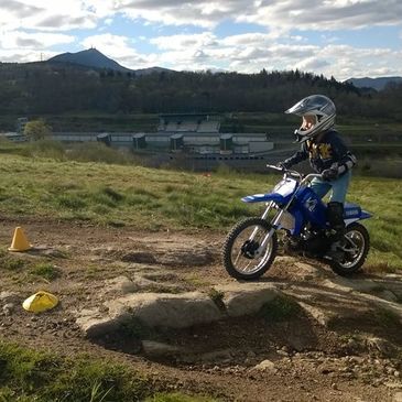 Pilotage de Moto-Cross pour Enfant près de Clermont-Ferrand