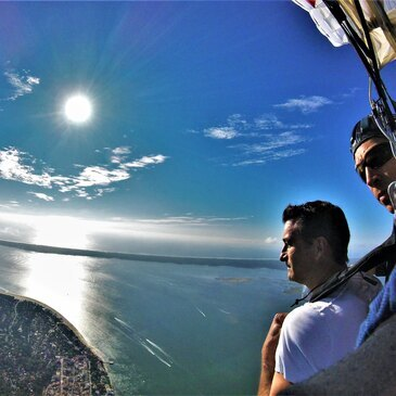 Saut en parachute en région Aquitaine Saut en parachute en région Aquitaine