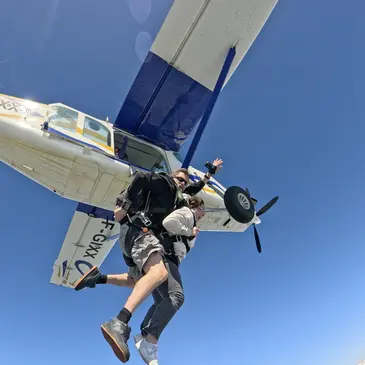 Saut en Parachute Tandem à Arcachon en région Aquitaine Saut en Parachute Tandem à Arcachon en région Aquitaine