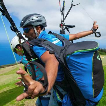 Saint-Leu, Ile de la Réunion (974) - Baptême en parapente Saint-Leu, Ile de la Réunion (974) - Baptême en parapente