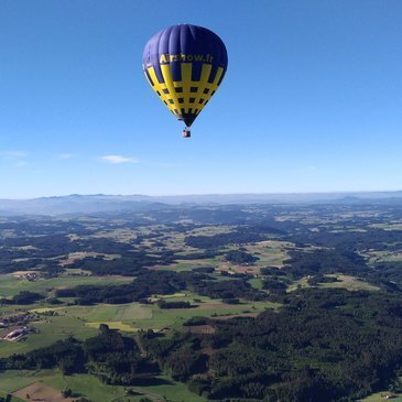 Vol en Montgolfière près de Saint-Etienne - Plaine du Forez Vol en Montgolfière près de Saint-Etienne - Plaine du Forez