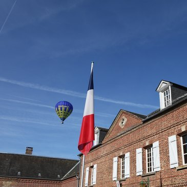 Baptême de l'air montgolfière proche Gisors, à 40 min de Cergy Pontoise Baptême de l'air montgolfière proche Gisors, à 40 min de Cergy Pontoise