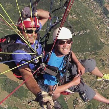 Baptême en parapente en région Languedoc-Roussillon Baptême en parapente en région Languedoc-Roussillon