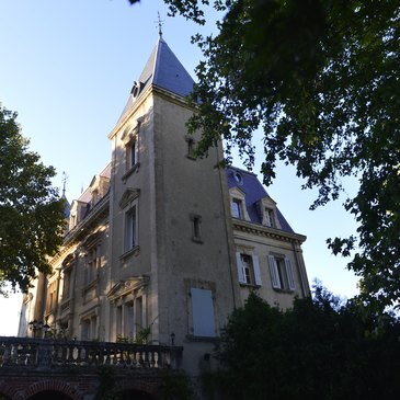 Violès, Vaucluse (84) - Week end dans un Château