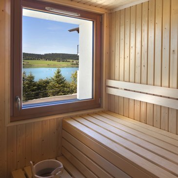 Malbuisson, à 20 min de Pontarlier, Doubs (25) - Week end en Hôtel Spa
