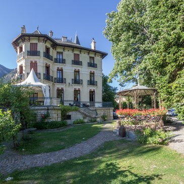 Jausiers, à 10 min de Barcelonnette, Alpes de Haute Provence (04) - Week end en Hôtel Spa Jausiers, à 10 min de Barcelonnette, Alpes de Haute Provence (04) - Week end en Hôtel Spa