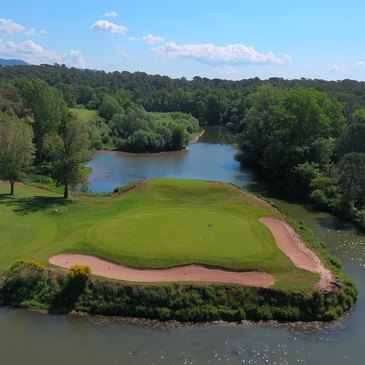 Week-end Golf et Spa près de Draguignan en région PACA et Corse Week-end Golf et Spa près de Draguignan en région PACA et Corse