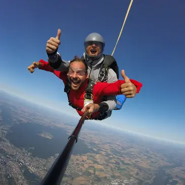 Saut en parachute, département Loiret Saut en parachute, département Loiret