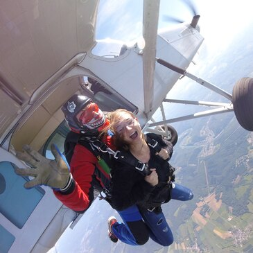 Saut en parachute, département Marne Saut en parachute, département Marne