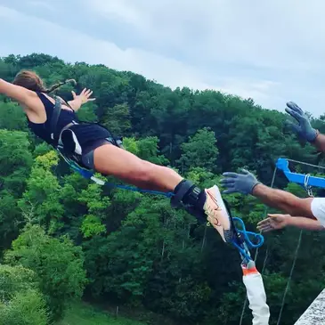 Saut à l'élastique en région Centre Saut à l'élastique en région Centre