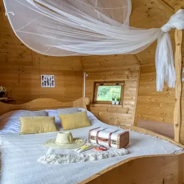 Weekend et Hébergement Insolite, département Vienne Weekend et Hébergement Insolite, département Vienne