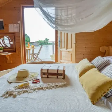 Weekend et Hébergement Insolite en région Poitou-Charentes Weekend et Hébergement Insolite en région Poitou-Charentes