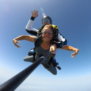 Saut en Parachute Tandem près de Colmar Saut en Parachute Tandem près de Colmar