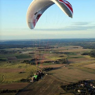 Baptême de l'air paramoteur en région Ile-de-France Baptême de l'air paramoteur en région Ile-de-France