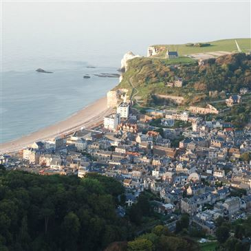 Week-end en Normandie - Etretat en Hélicoptère en région Normandie Week-end en Normandie - Etretat en Hélicoptère en région Normandie