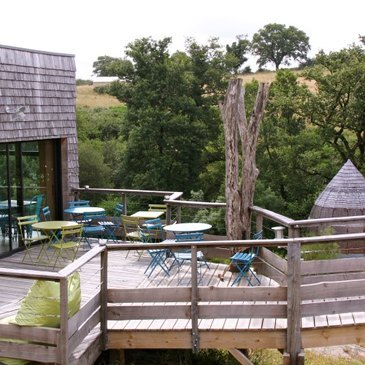Nuit en Cabane près du Puy du Fou en région Pays-de-la-Loire Nuit en Cabane près du Puy du Fou en région Pays-de-la-Loire