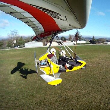 Baptême en ULM Pendulaire - Le Massif du Vercors Baptême en ULM Pendulaire - Le Massif du Vercors