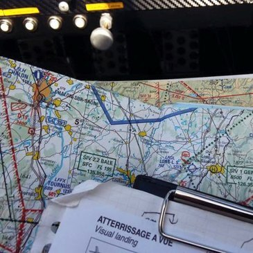 Pilotage ULM proche Aérodrome de Mâcon-Charnay Pilotage ULM proche Aérodrome de Mâcon-Charnay