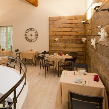 Nîmes, Gard (30) - Week end en Amoureux Nîmes, Gard (30) - Week end en Amoureux