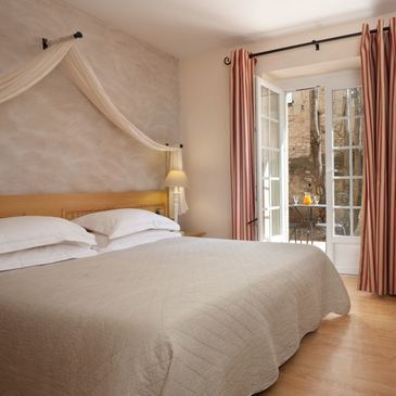 Réserver Week end en Amoureux département Gard Réserver Week end en Amoureux département Gard