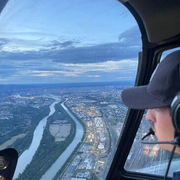 Roanne, Loire (42) - Baptême de l'air hélicoptère Roanne, Loire (42) - Baptême de l'air hélicoptère