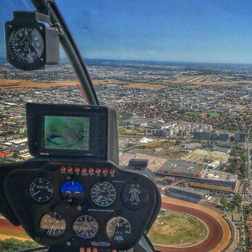Baptême en Hélicoptère à Roanne en région Rhône-Alpes Baptême en Hélicoptère à Roanne en région Rhône-Alpes