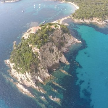 Baptême de l'air hélicoptère en région PACA et Corse
