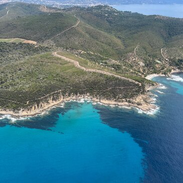 Réserver Baptême de l'air hélicoptère en PACA et Corse