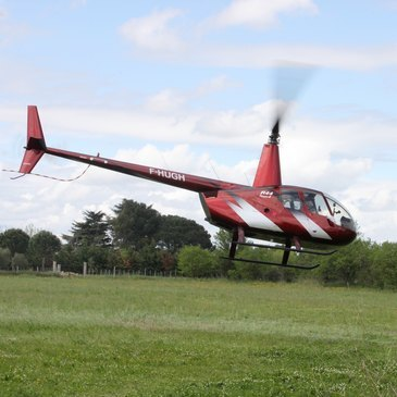 Baptême de l'air hélicoptère en région PACA et Corse Baptême de l'air hélicoptère en région PACA et Corse