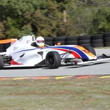 Stage en Formule 4 - Circuit de Croix-en-Ternois Stage en Formule 4 - Circuit de Croix-en-Ternois