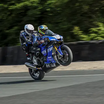 Baptême Sensation en Yamaha - Circuit du Val de Vienne Baptême Sensation en Yamaha - Circuit du Val de Vienne