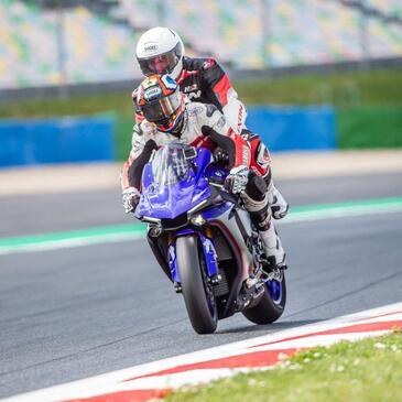 Baptême Sensation en Yamaha - Circuit du Val de Vienne Baptême Sensation en Yamaha - Circuit du Val de Vienne