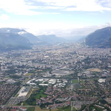 Baptême de l&#39;air hélicoptère proche Vif, à 20 min de Grenoble