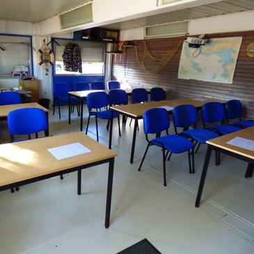 Permis Bateau Cotier Et Fluvial A Conflans Ste Honorine Pres De Paris