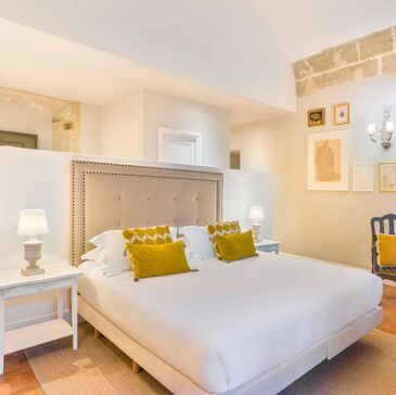 Week-end au Château de Mazan près de Carpentras en région PACA et Corse Week-end au Château de Mazan près de Carpentras en région PACA et Corse