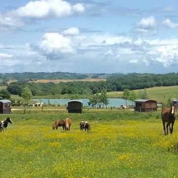 Weekend et Hébergement Insolite proche Estipouy, à 30 min d'Auch Weekend et Hébergement Insolite proche Estipouy, à 30 min d'Auch
