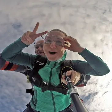 Saut en parachute proche Aérodrome de Saint-Girons-Antichan Saut en parachute proche Aérodrome de Saint-Girons-Antichan
