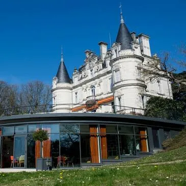 Nuit au Domaine de la Tortinière près de Tours Nuit au Domaine de la Tortinière près de Tours