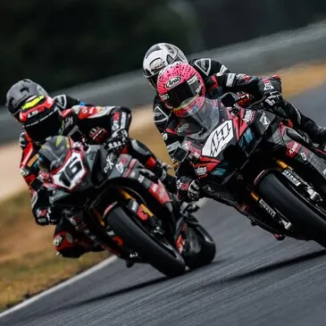 Baptême Moto sur Circuit proche Circuit de Nevers Magny-Cours Baptême Moto sur Circuit proche Circuit de Nevers Magny-Cours
