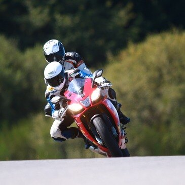 Baptême Moto sur Circuit, département Vienne Baptême Moto sur Circuit, département Vienne