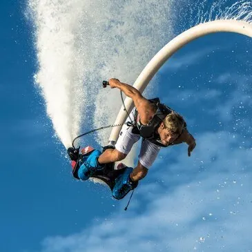 Initiation au Flyboard à Hyères Initiation au Flyboard à Hyères