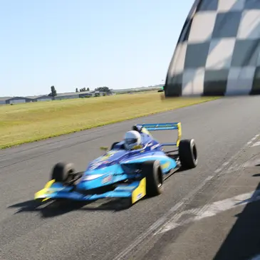 Offrir Stage de Pilotage Monoplace département Vendée Offrir Stage de Pilotage Monoplace département Vendée