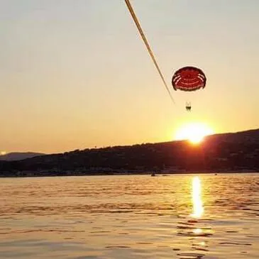 Parachute Ascensionnel en région Languedoc-Roussillon Parachute Ascensionnel en région Languedoc-Roussillon