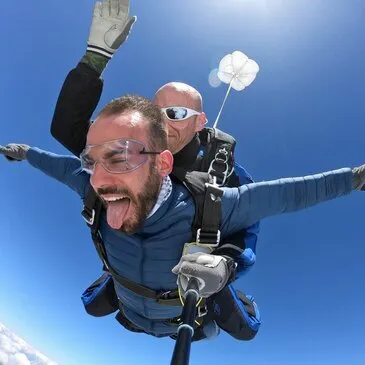 Saut en parachute, département Sarthe Saut en parachute, département Sarthe