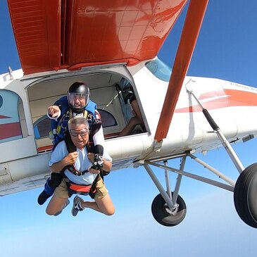 Saut en parachute, département Charente maritime Saut en parachute, département Charente maritime