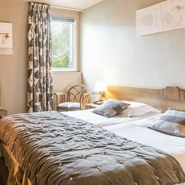 Week-end Baptême en Hélicoptère à Saint-Malo en région Bretagne Week-end Baptême en Hélicoptère à Saint-Malo en région Bretagne