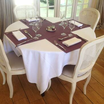 Week end dans un Château proche Ennery, à 40 min de Paris Week end dans un Château proche Ennery, à 40 min de Paris