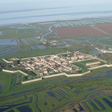 Etaules, à 15 km de Marennes, Charente maritime (17) - Baptême de l'air paramoteur Etaules, à 15 km de Marennes, Charente maritime (17) - Baptême de l'air paramoteur