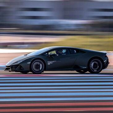 Week end Pilotage Auto et Moto en région PACA et Corse Week end Pilotage Auto et Moto en région PACA et Corse