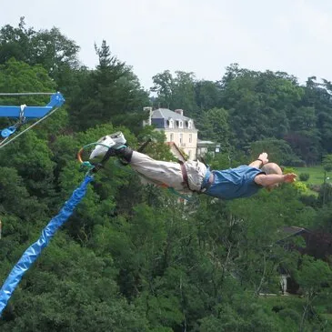 Saut à l'Elastique près de Limoges Saut à l'Elastique près de Limoges